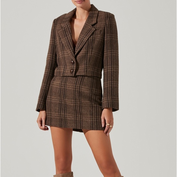 Astr Jackets & Blazers - NWT ASTR Brina jacket.